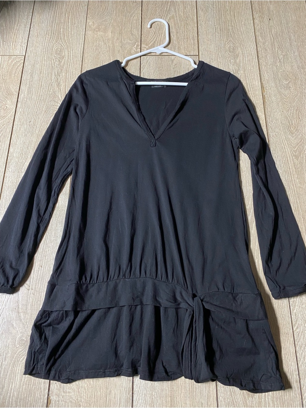 BCBGMAXAZRIA Black Drop Waist Tie Tunic Dress Long Sleeve V-Neck Mini